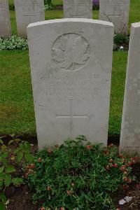 Etaples Military Cemetery - Collins, E C